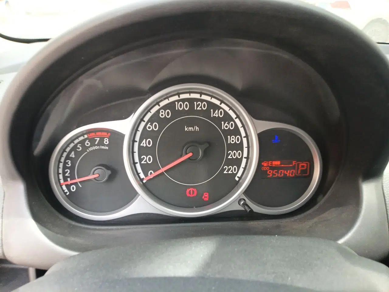 Mazda 2 2011 XuanDong 1.5L Automatic Value Edition — миниатюра 12