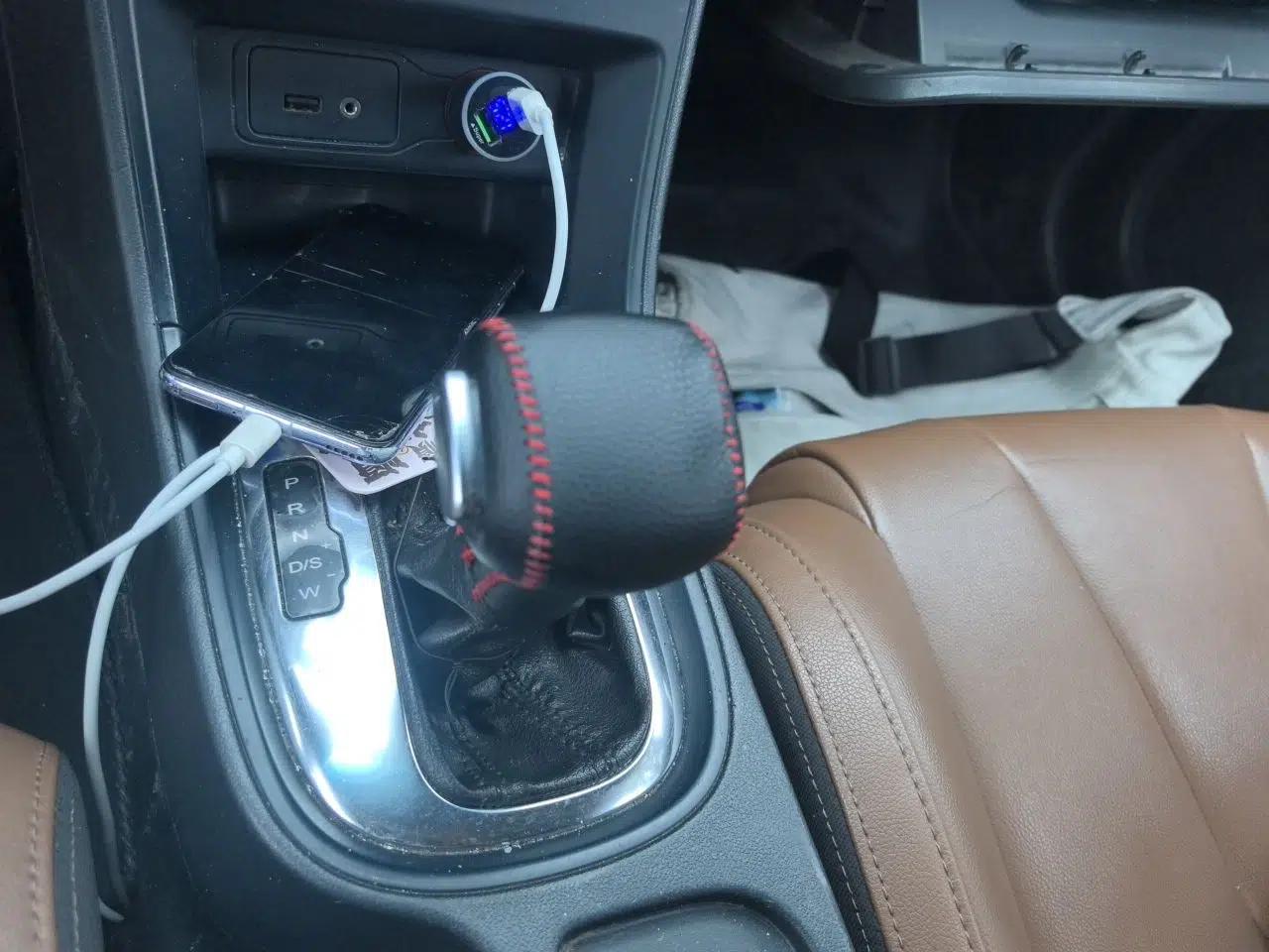 MG GT 2016 1.5T Automatic Value-Added Luxury Edition — миниатюра 15