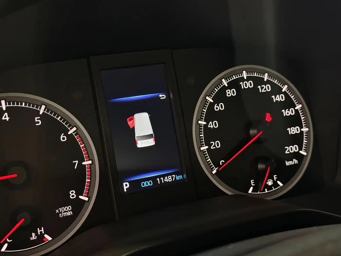 2025 HIACE 3.5L Automatic — миниатюра 5