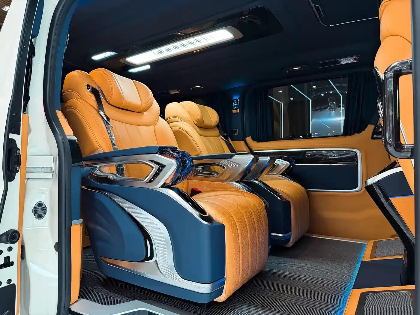 2025 HIACE 3.5L Automatic — миниатюра 7
