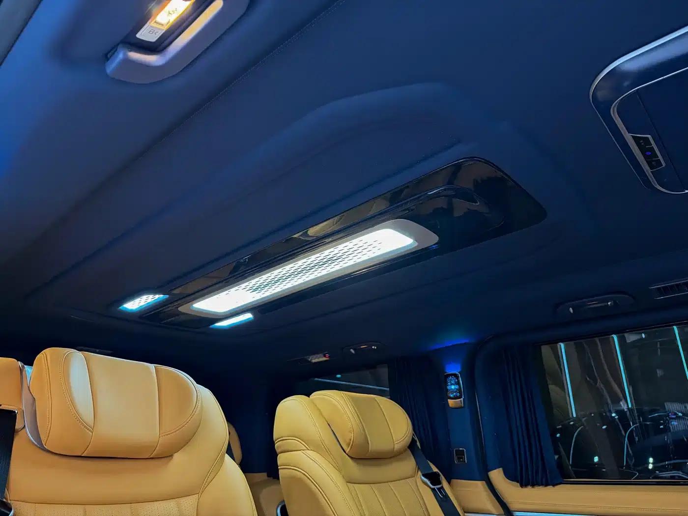 2025 HIACE 3.5L Automatic — миниатюра 8