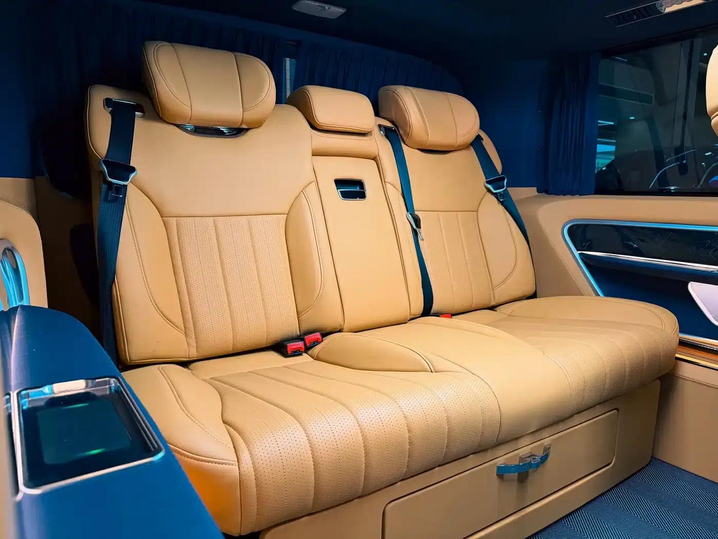 2025 HIACE 3.5L Automatic — миниатюра 9