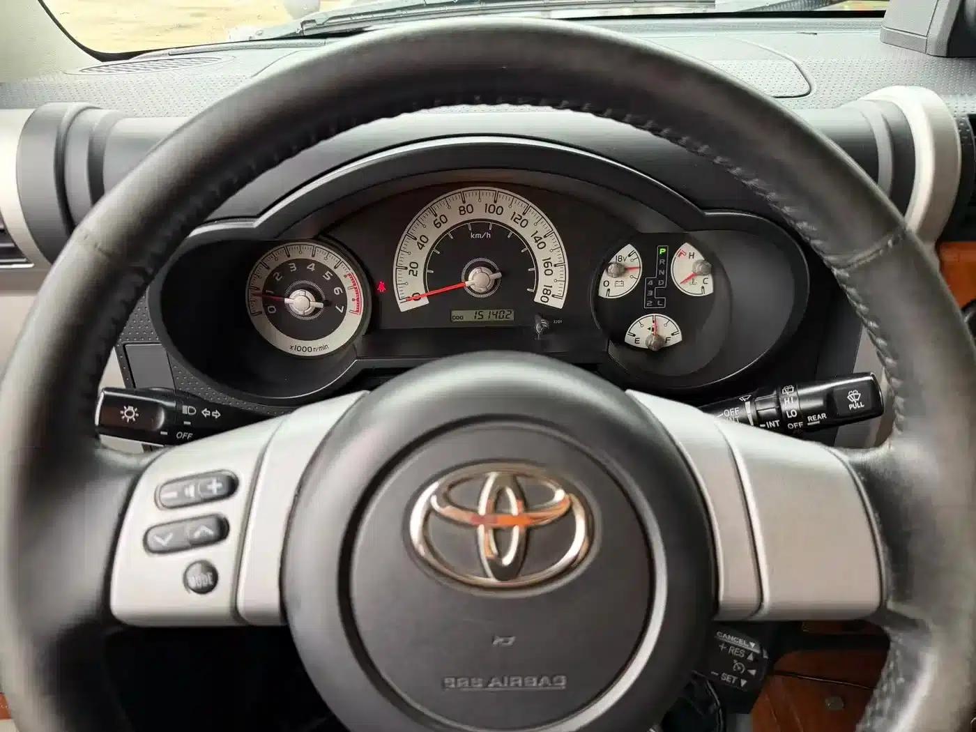 2007 FJ Cruiser 4.0L — миниатюра 13