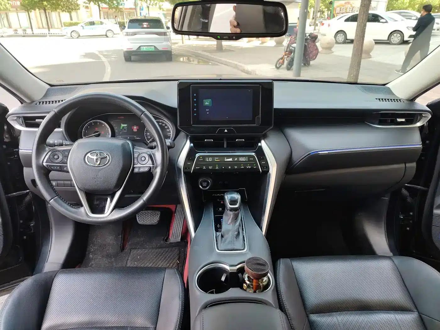 HARRIER 2022 2.0L CVT 2WD Luxury Edition — миниатюра 10