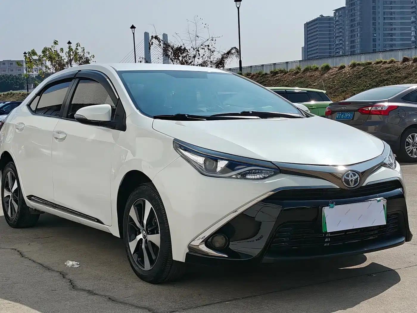 Levin Hybrid E+ 2019 1.8PH GS E-CVT Elite Edition — миниатюра 21
