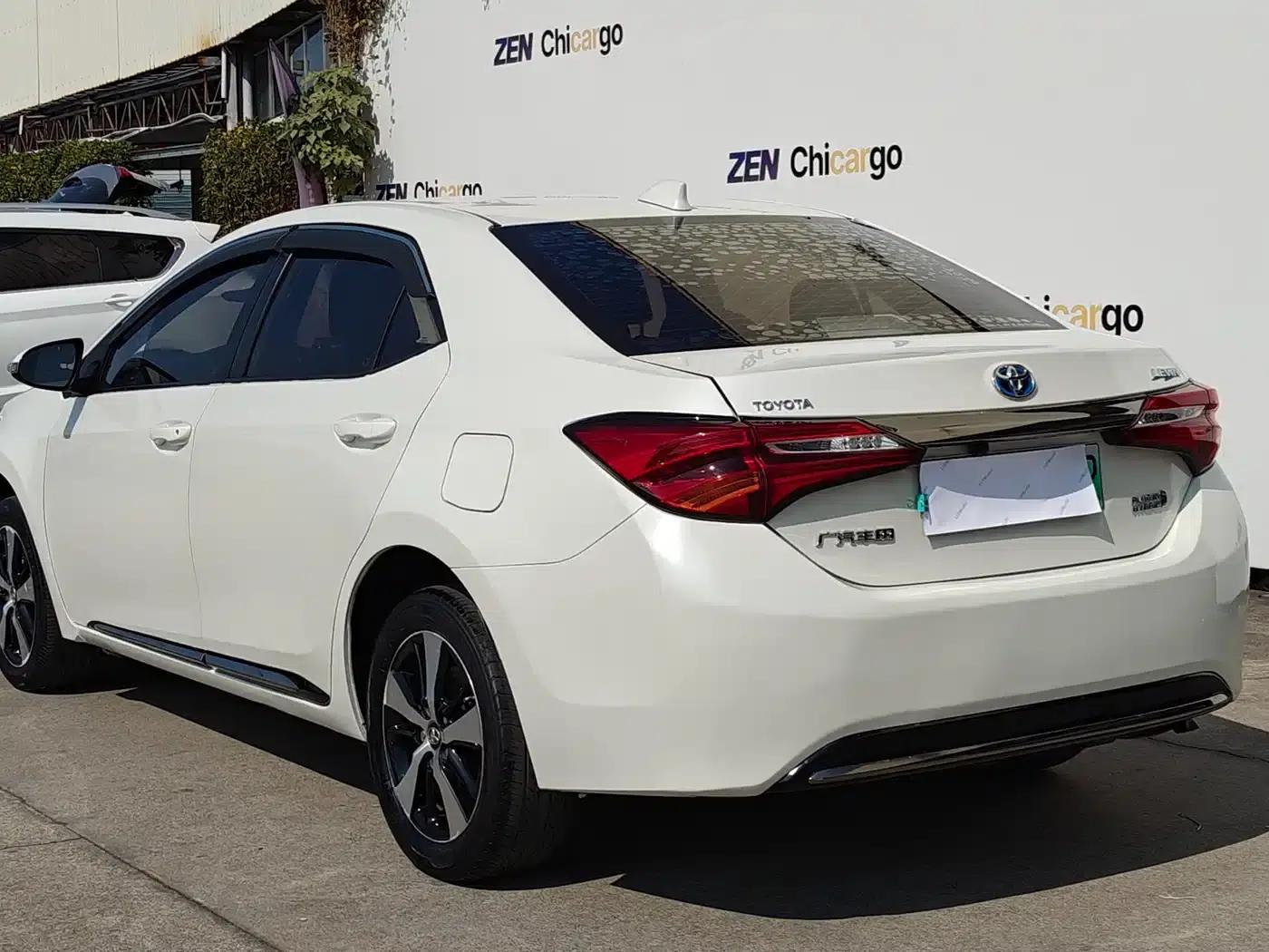 Levin Hybrid E+ 2019 1.8PH GS E-CVT Elite Edition — миниатюра 22
