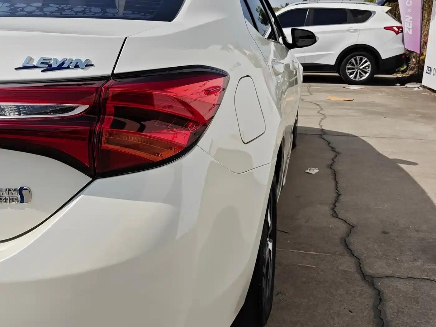 Levin Hybrid E+ 2019 1.8PH GS E-CVT Elite Edition — миниатюра 24