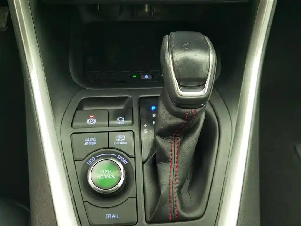 RAV4 Hybrid E+ 2021 2.5L AWD Flagship Pro — миниатюра 13