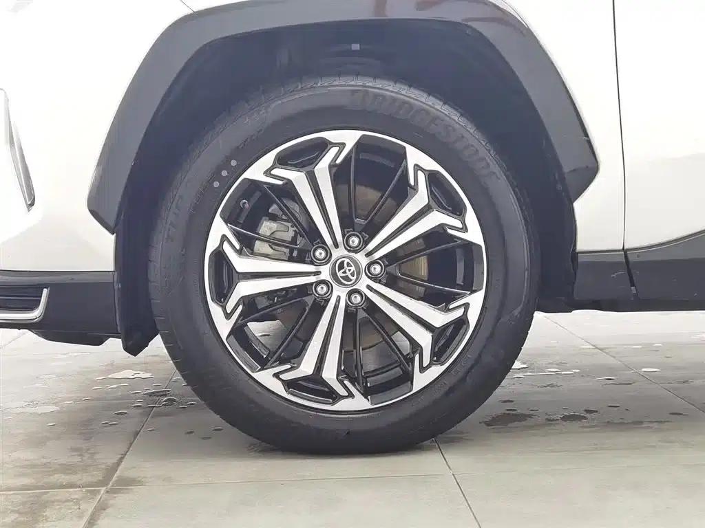 RAV4 Hybrid E+ 2021 2.5L AWD Flagship Pro — миниатюра 17