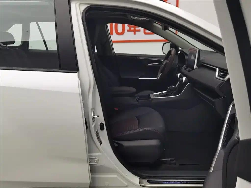 RAV4 Hybrid E+ 2021 2.5L AWD Flagship Pro — миниатюра 23