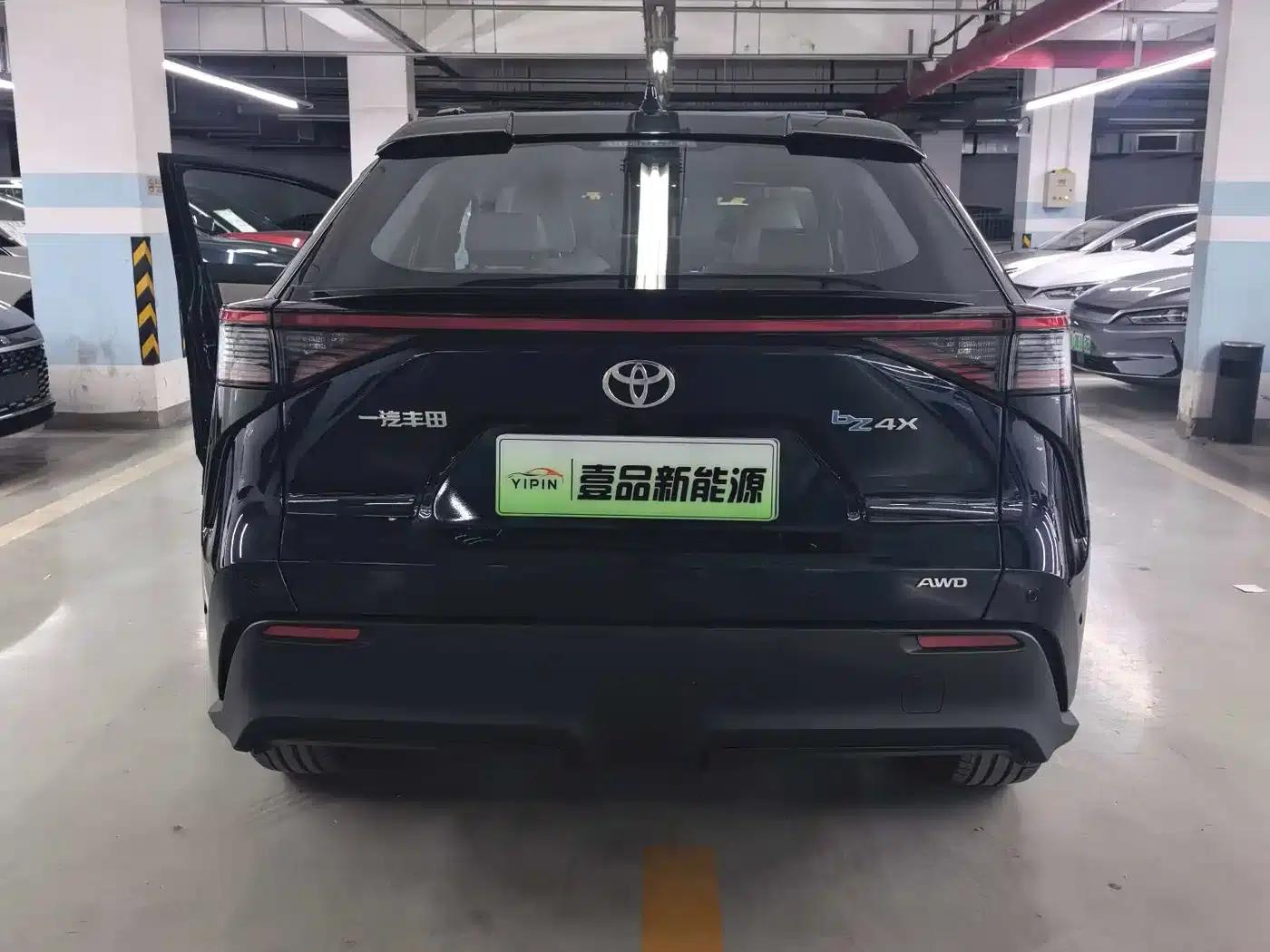 FAW Toyota bZ4X 2022 All-Wheel Drive High-Performance Premium Edition — миниатюра 14