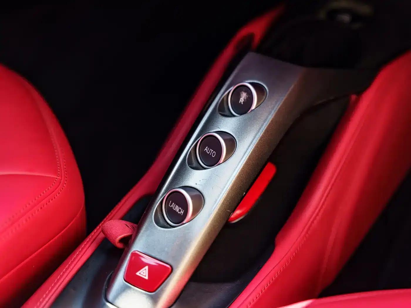 2015 Ferrari 488 GTB — миниатюра 16