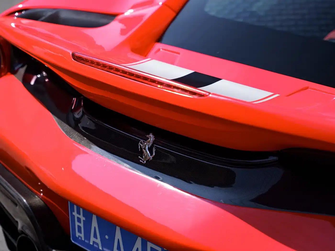 2015 Ferrari 488 GTB — миниатюра 8