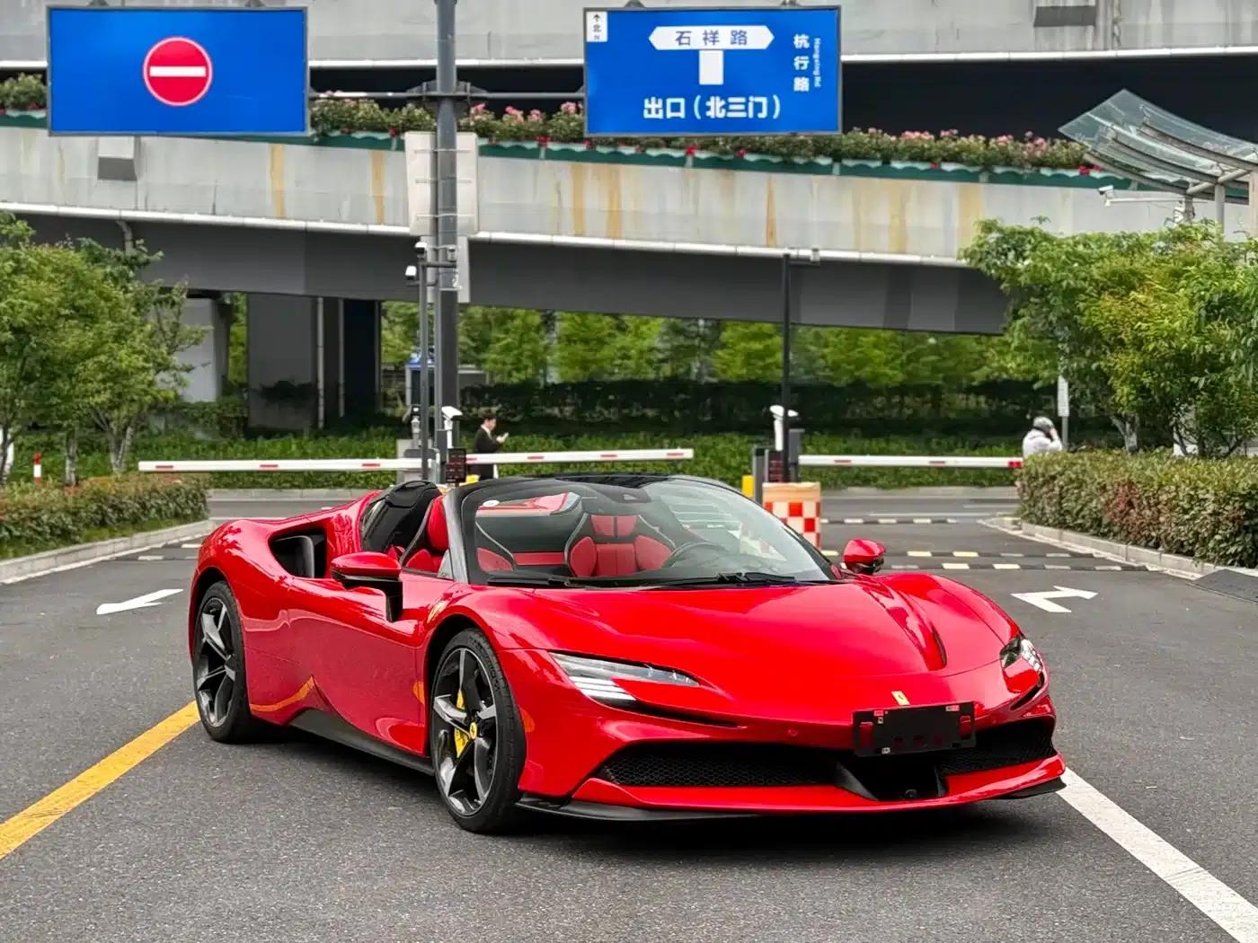 SF90 2021 3.9T V8 Spider — миниатюра 2