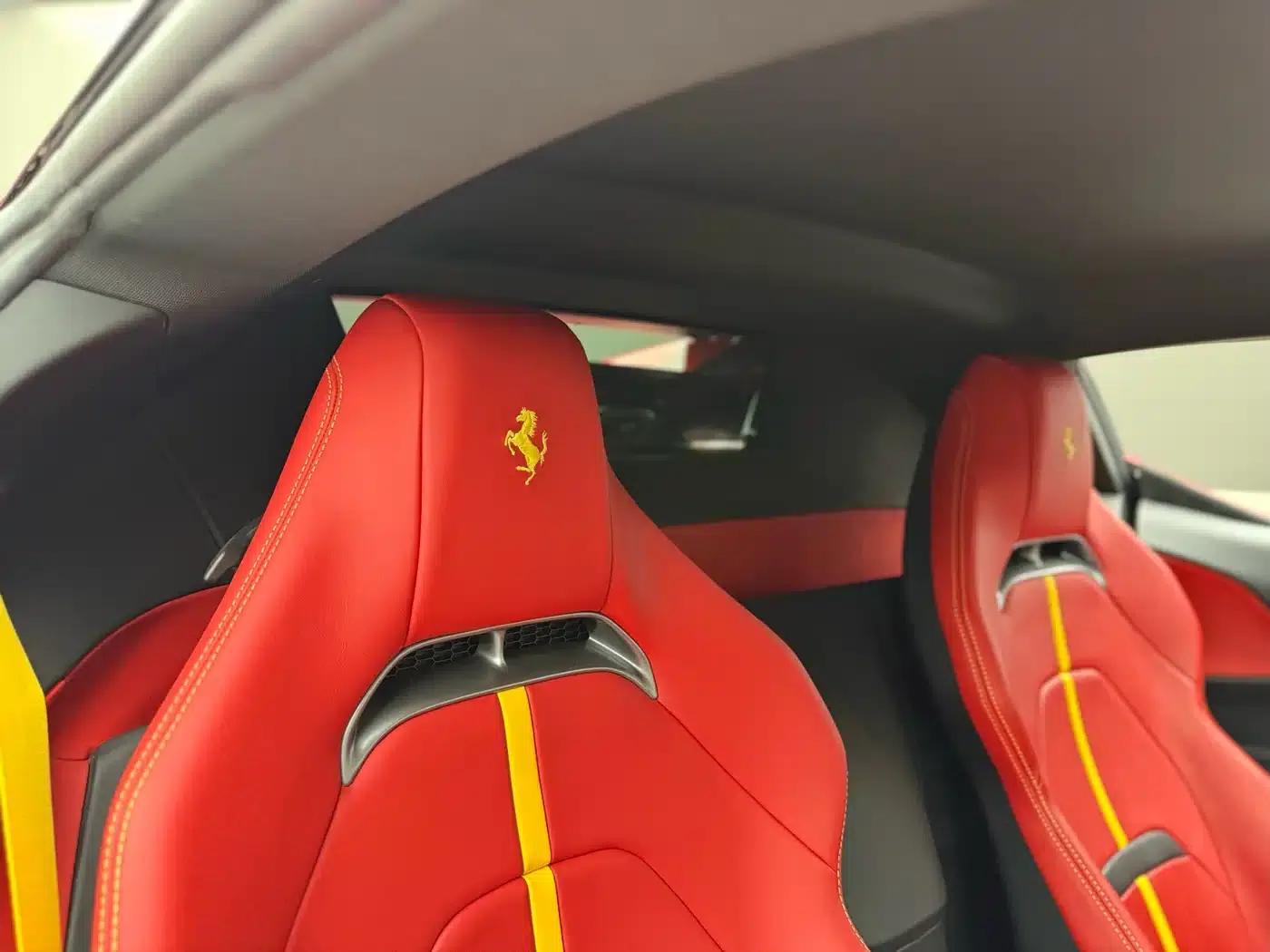 SF90 2020 3.9T V8 Stradale — миниатюра 16