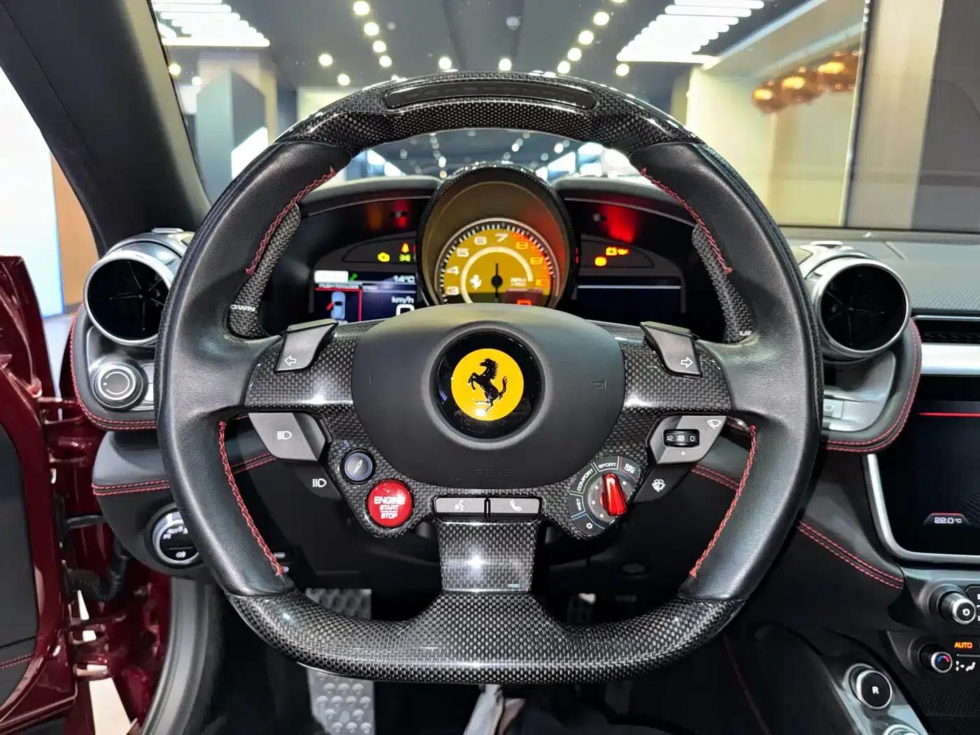2017 GTC4Lusso 3.9T V8 — миниатюра 12