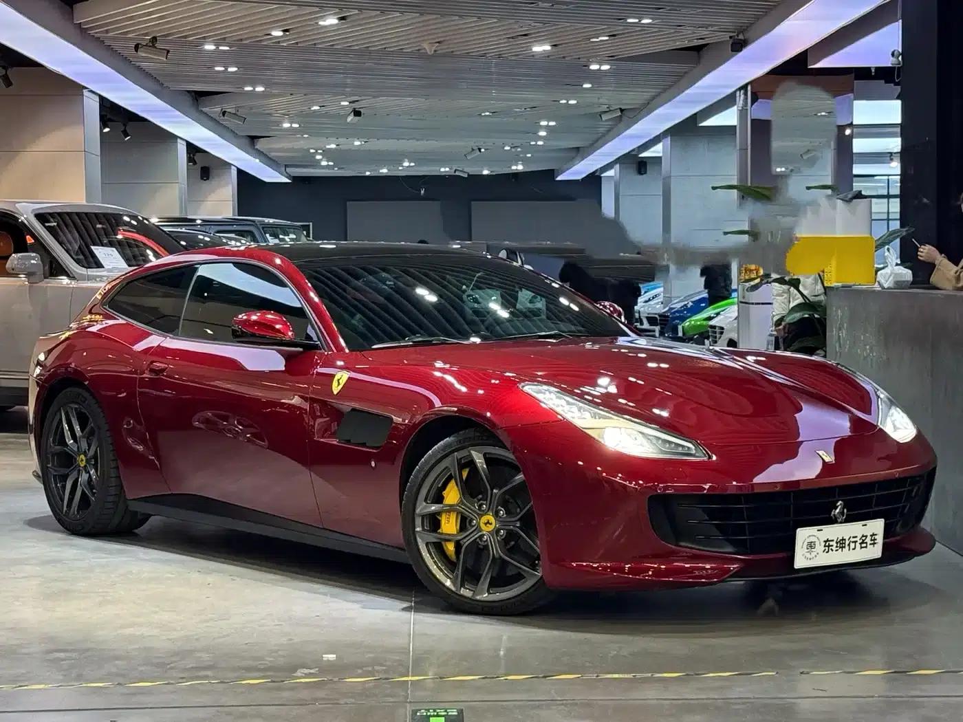 2017 GTC4Lusso 3.9T V8 — миниатюра 3