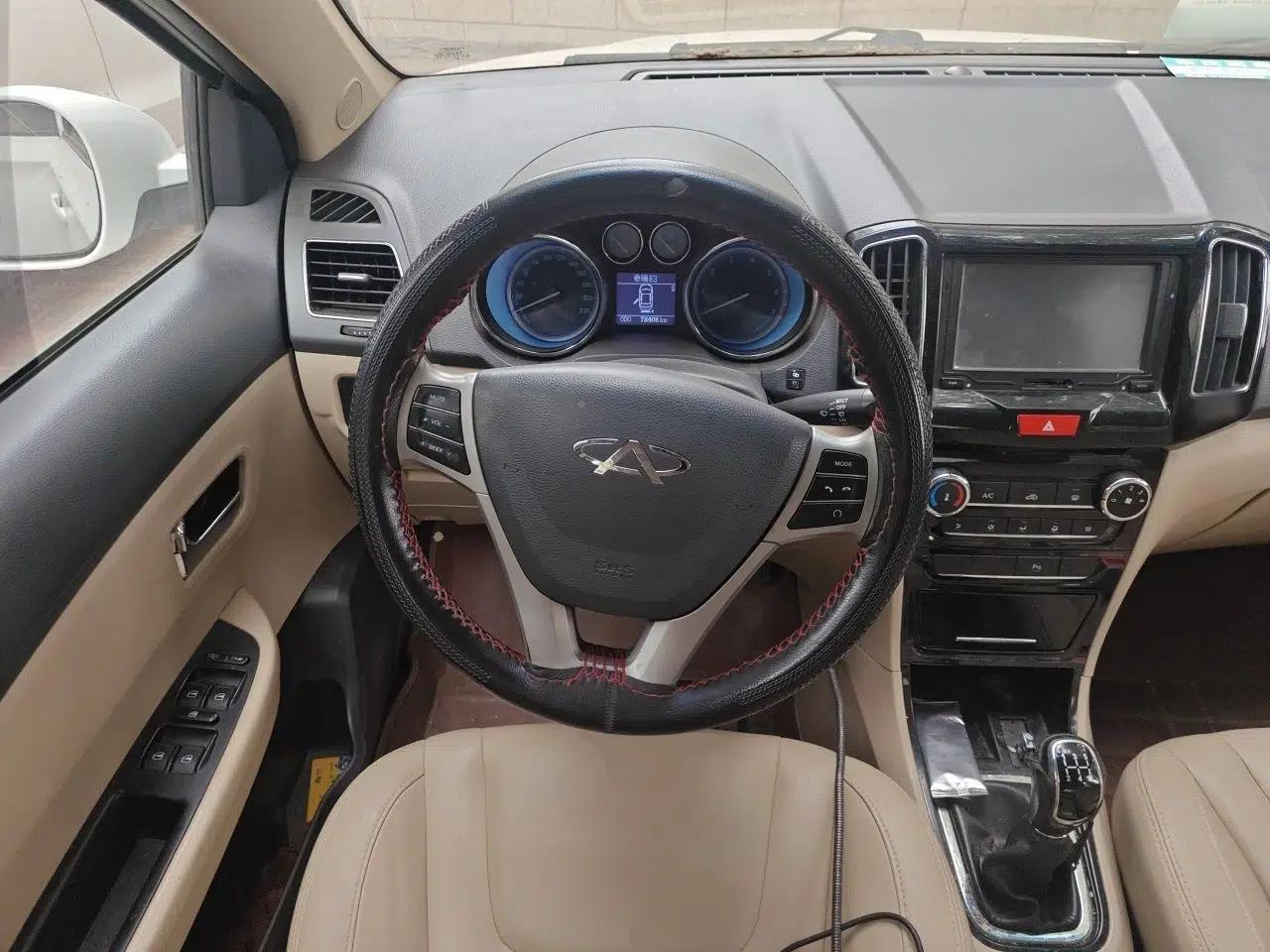 Chery E3 2015 1.5L Manual ZhiShang Model — миниатюра 11
