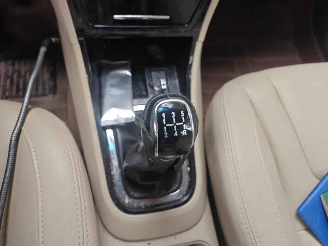 Chery E3 2015 1.5L Manual ZhiShang Model — миниатюра 15