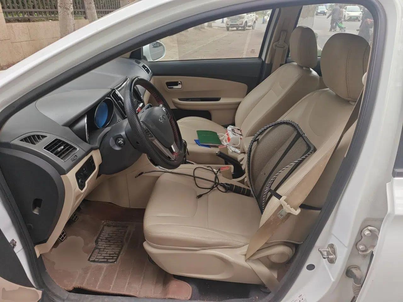 Chery E3 2015 1.5L Manual ZhiShang Model — миниатюра 16