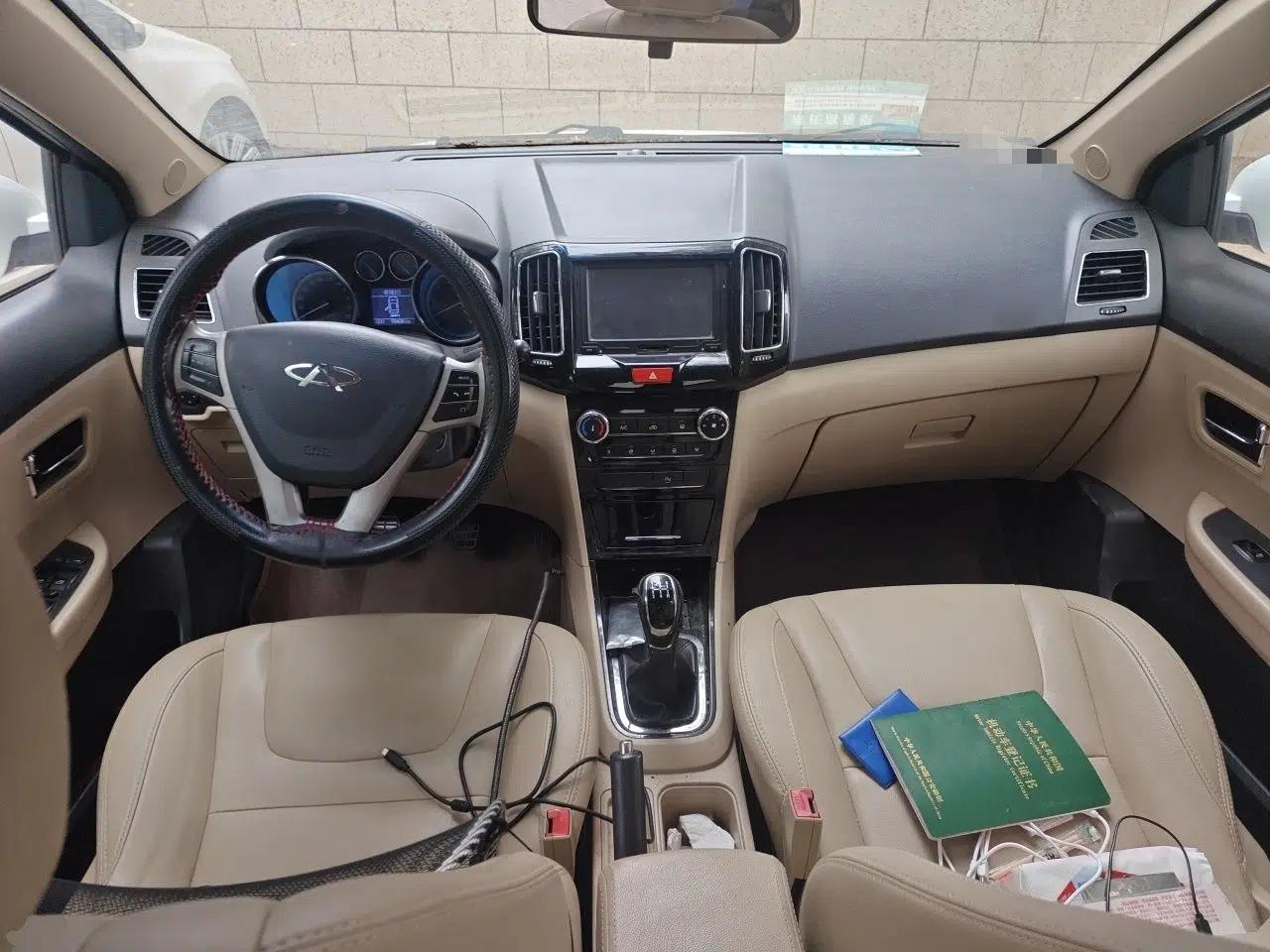 Chery E3 2015 1.5L Manual ZhiShang Model — миниатюра 10