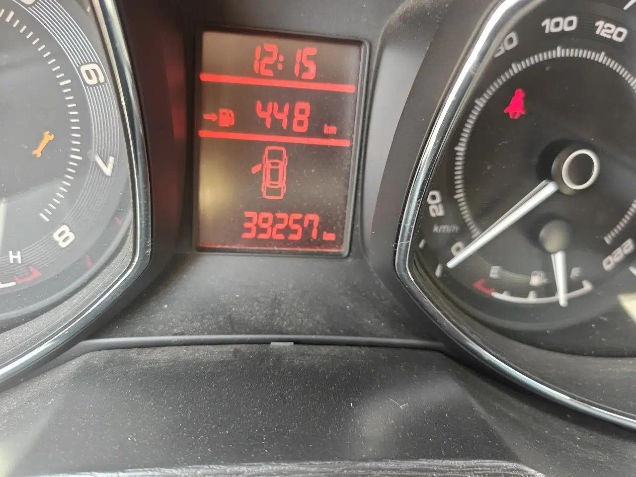 Chery Arrizo 7 2015 1.6L Manual ZhiShang Edition — миниатюра 13