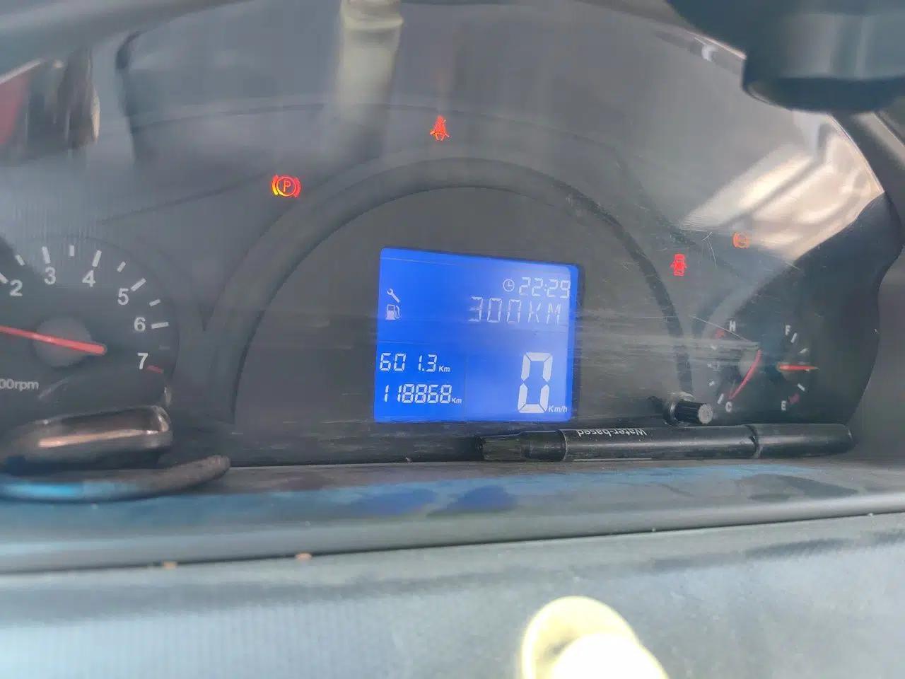 Chery X1 2012 1.5L Manual Comfort Edition — миниатюра 12