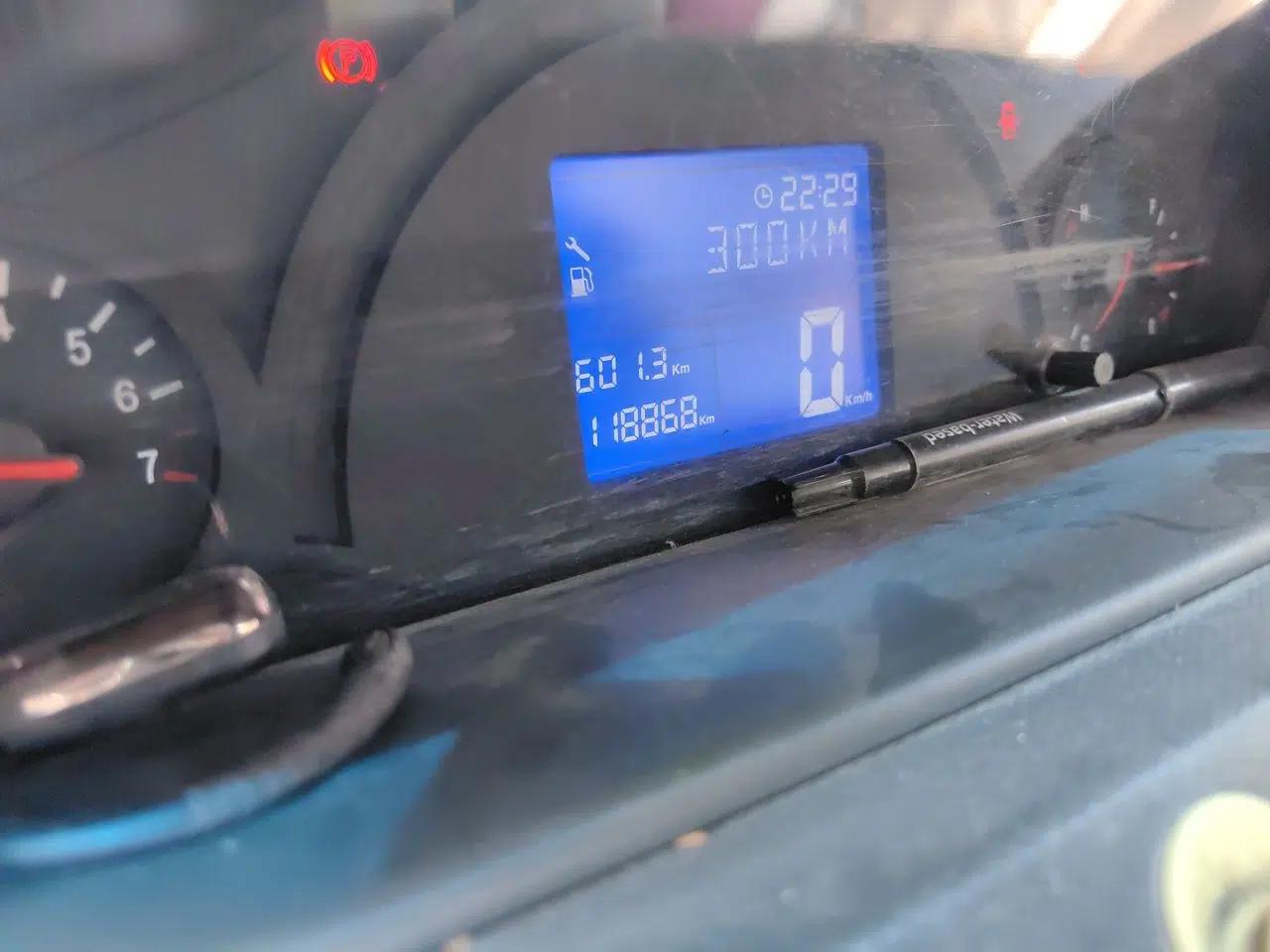 Chery X1 2012 1.5L Manual Comfort Edition — миниатюра 13