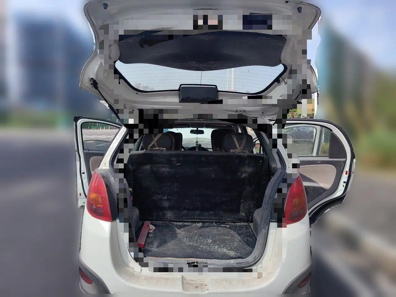 Chery X1 2012 1.5L Manual Comfort Edition — миниатюра 20