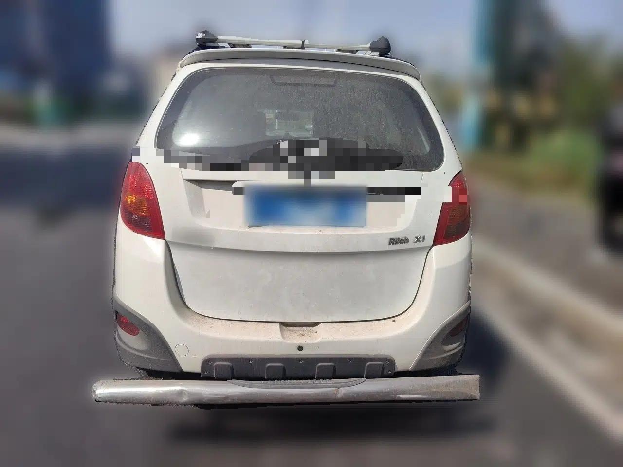 Chery X1 2012 1.5L Manual Comfort Edition — миниатюра 5