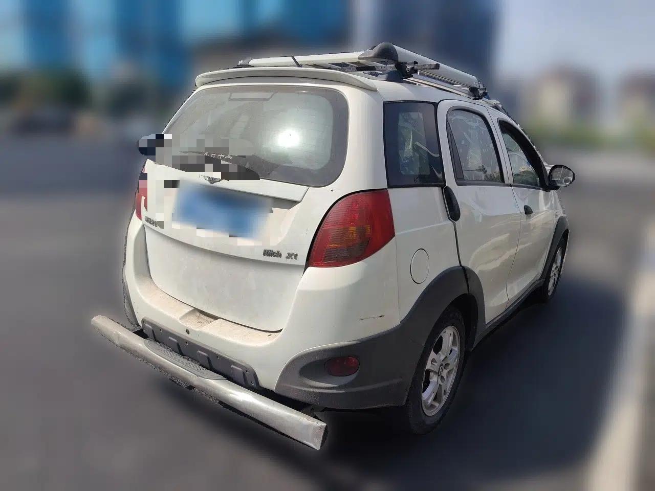 Chery X1 2012 1.5L Manual Comfort Edition — миниатюра 6