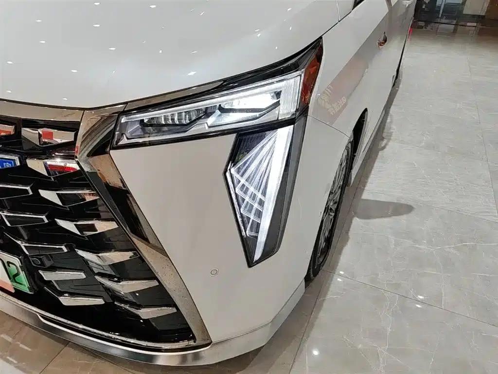Trumpchi Aspiration M8 2025 Qiankun Series Ultra First Class — миниатюра 24
