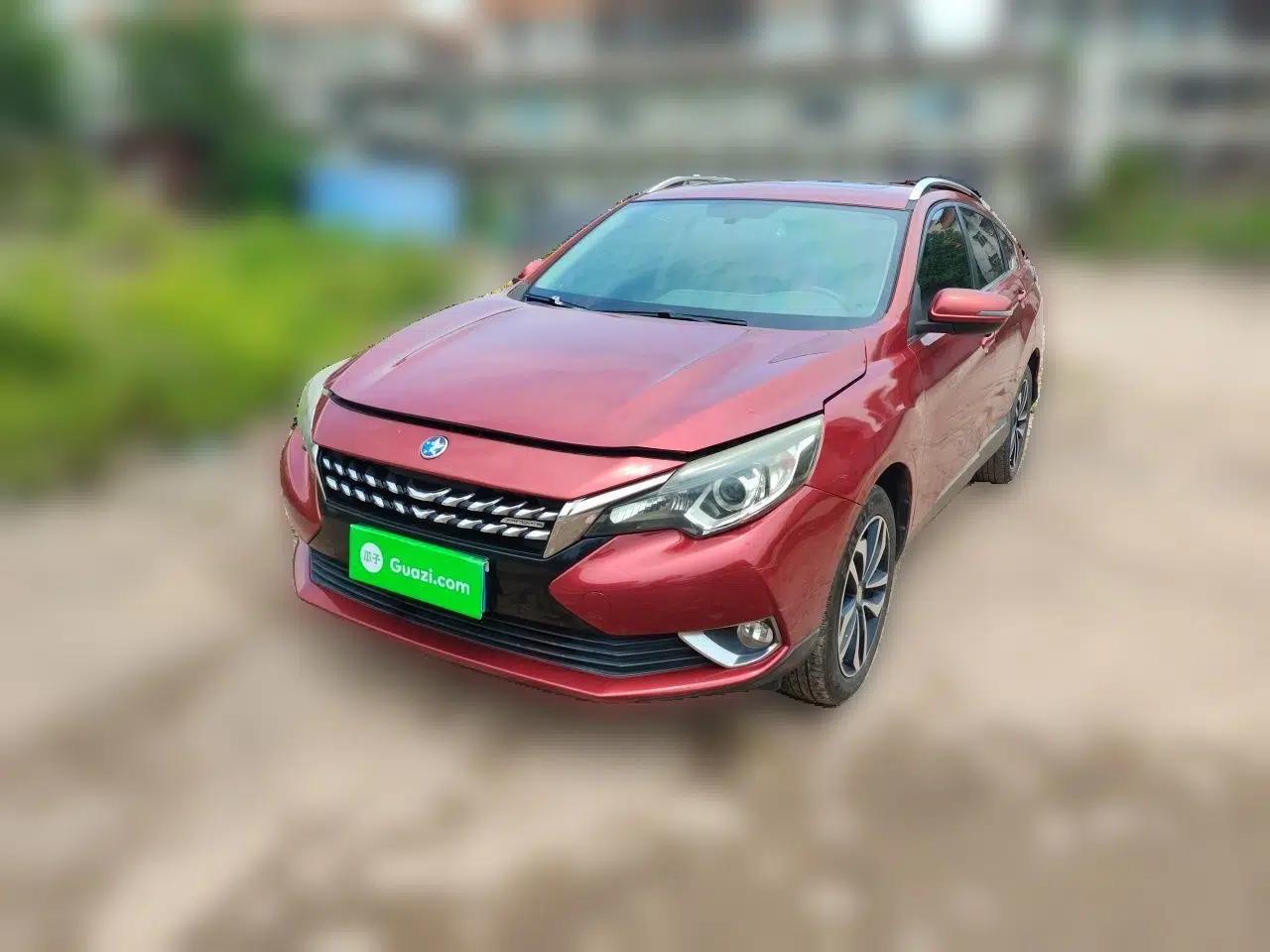 Venucia T90 2017 2.0L CVT Smart Edition — миниатюра 1