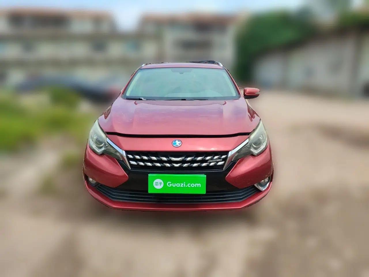 Venucia T90 2017 2.0L CVT Smart Edition — миниатюра 2