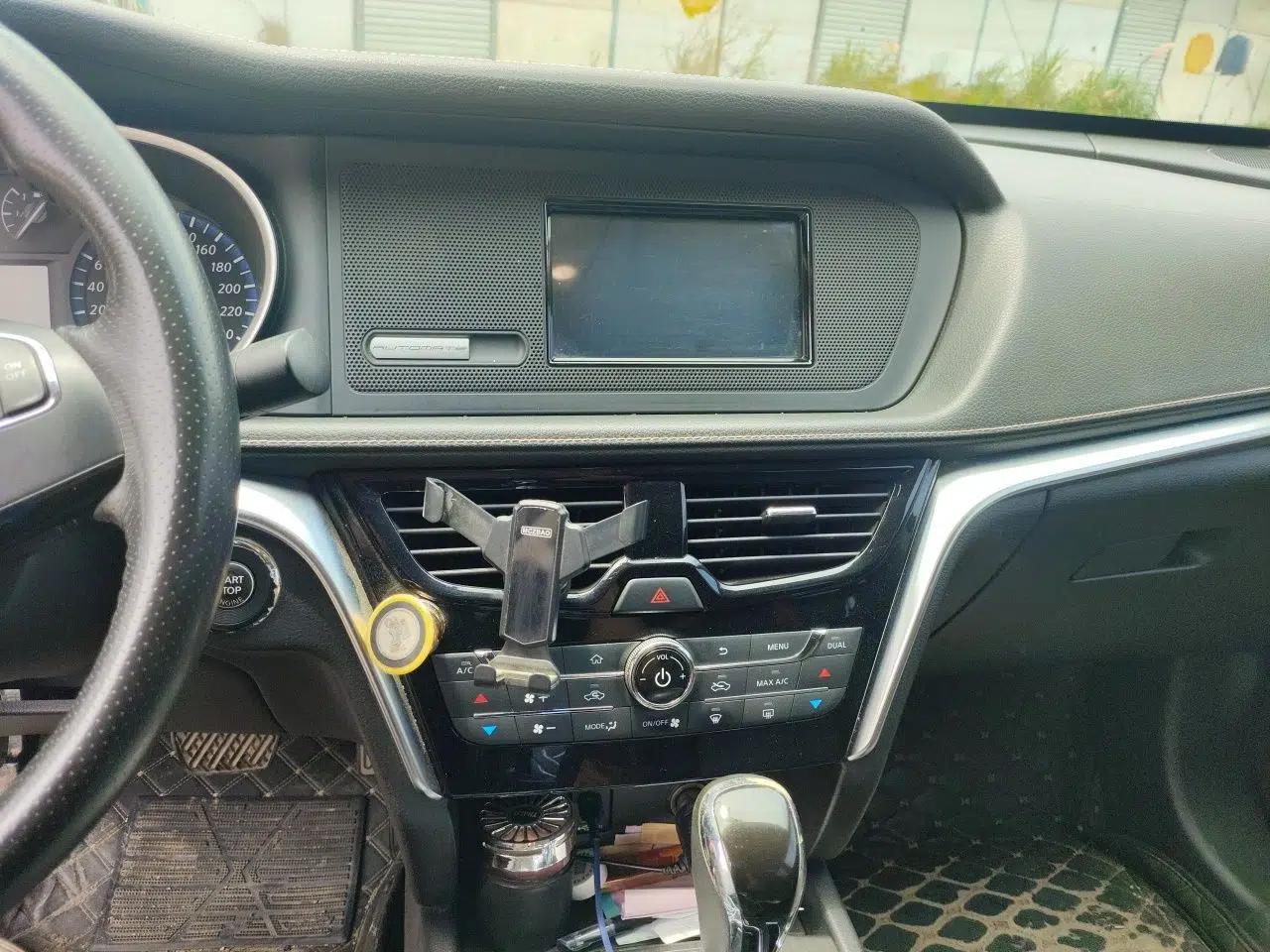 Venucia T90 2017 2.0L CVT Smart Edition — миниатюра 14
