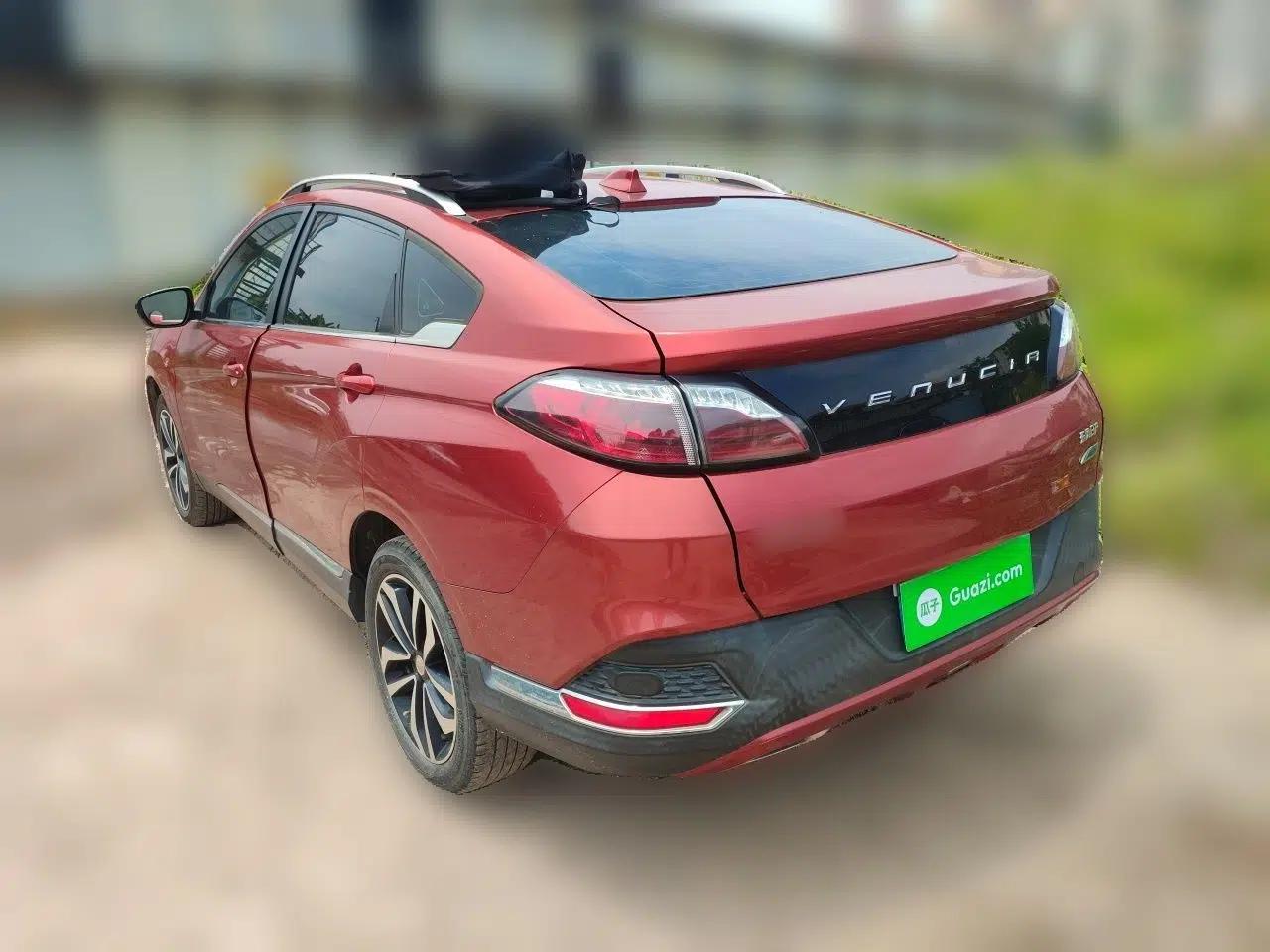 Venucia T90 2017 2.0L CVT Smart Edition — миниатюра 4