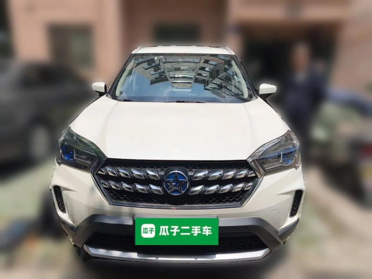 Venucia T60 2018 1.6L CVT Smart Edition China VI Standard — миниатюра 2