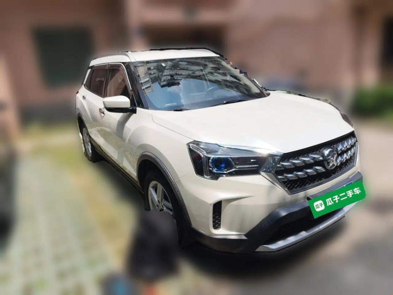Venucia T60 2018 1.6L CVT Smart Edition China VI Standard — миниатюра 3