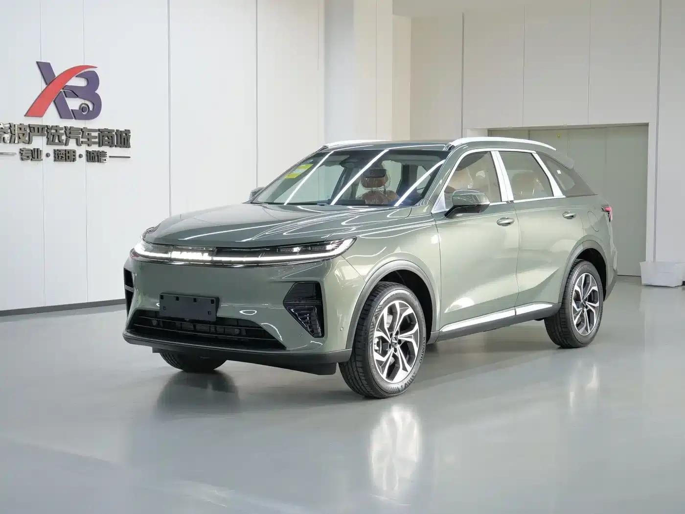 Haval Xiaolong MAX 2025 Hi4 110 Plus Smart Driving Edition — миниатюра 1