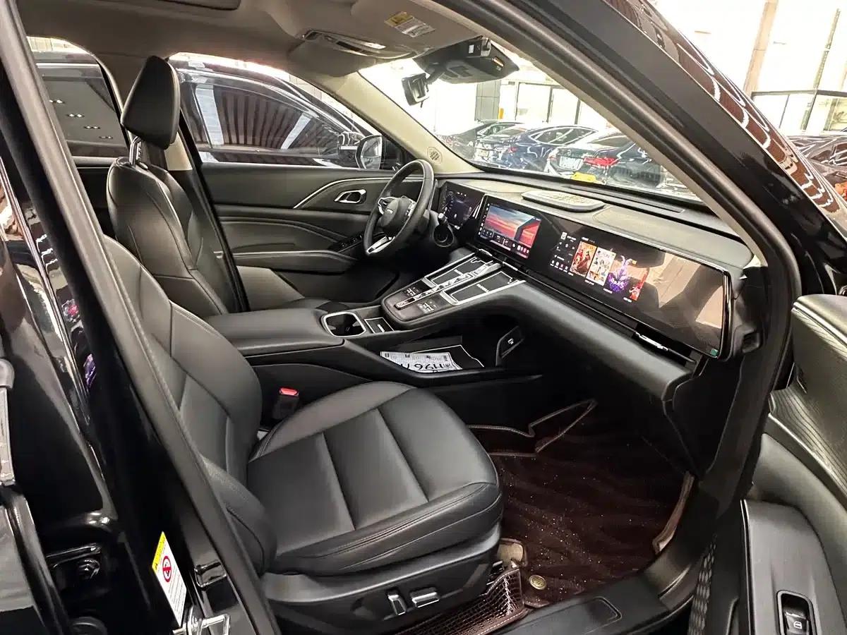 Haval Xiaolong MAX 2023 1.5L Hi4 105 4WD Navigator Edition — миниатюра 11
