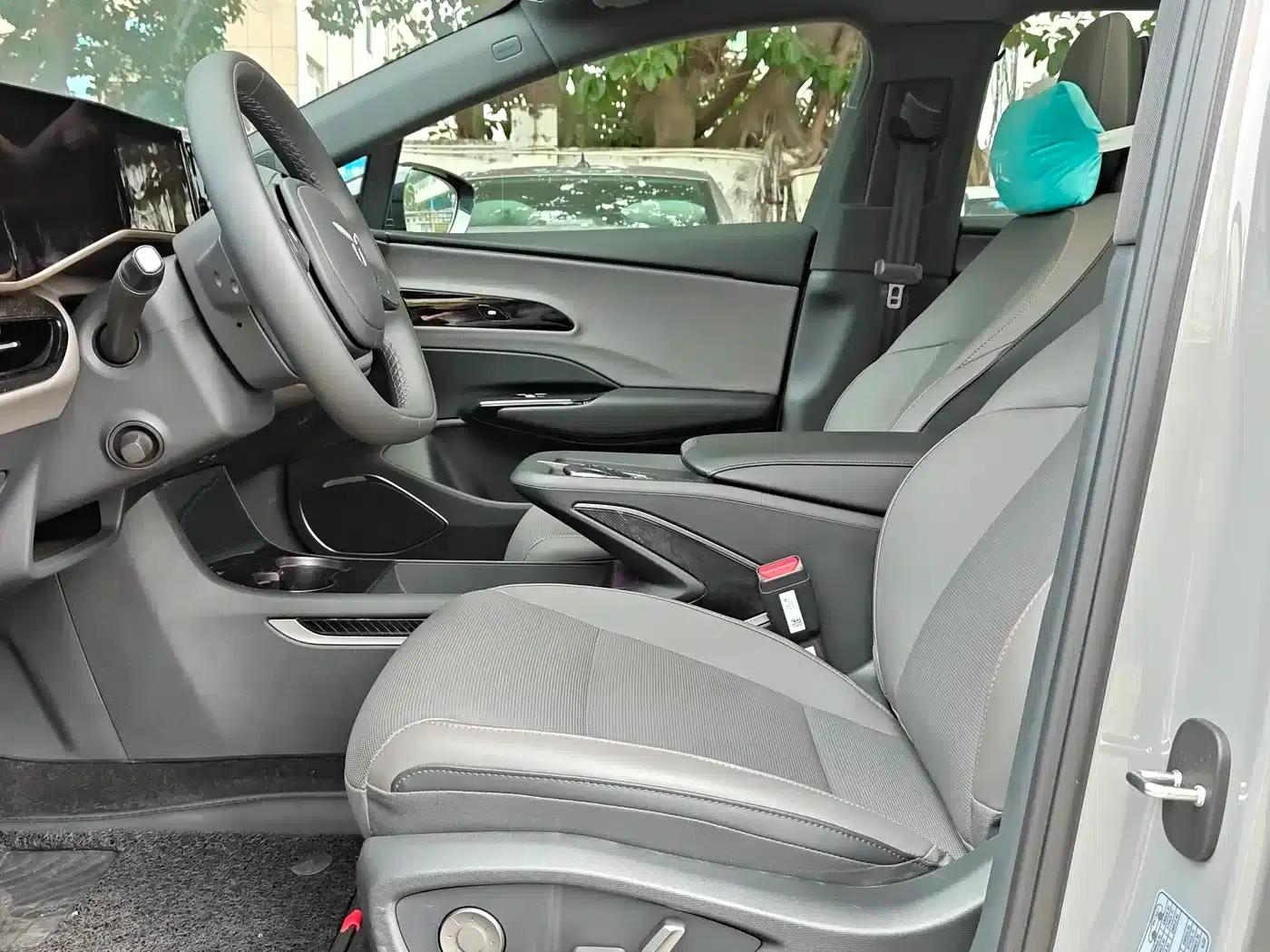 Hongqi EH7 2025 640 AWD Smart Selection Edition — миниатюра 7