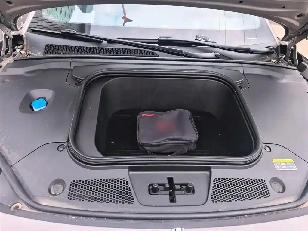Hongqi EH7 2024 760 Pro+ AWD Edition — миниатюра 11