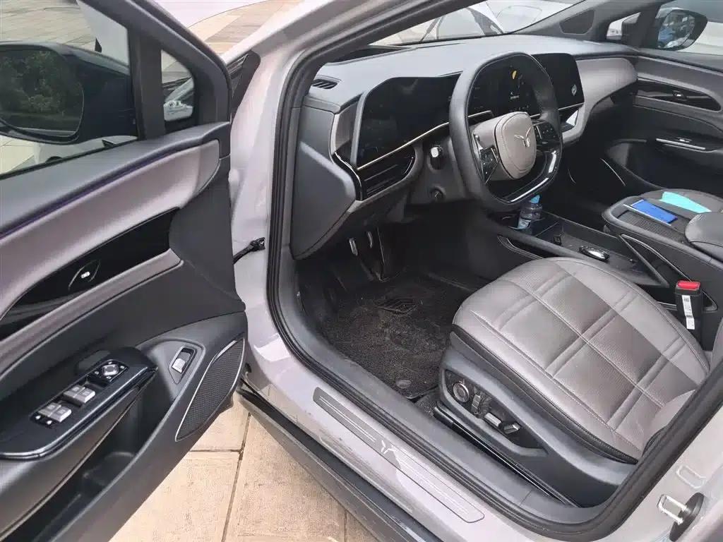 Hongqi EH7 2024 760 Pro+ AWD Edition — миниатюра 14