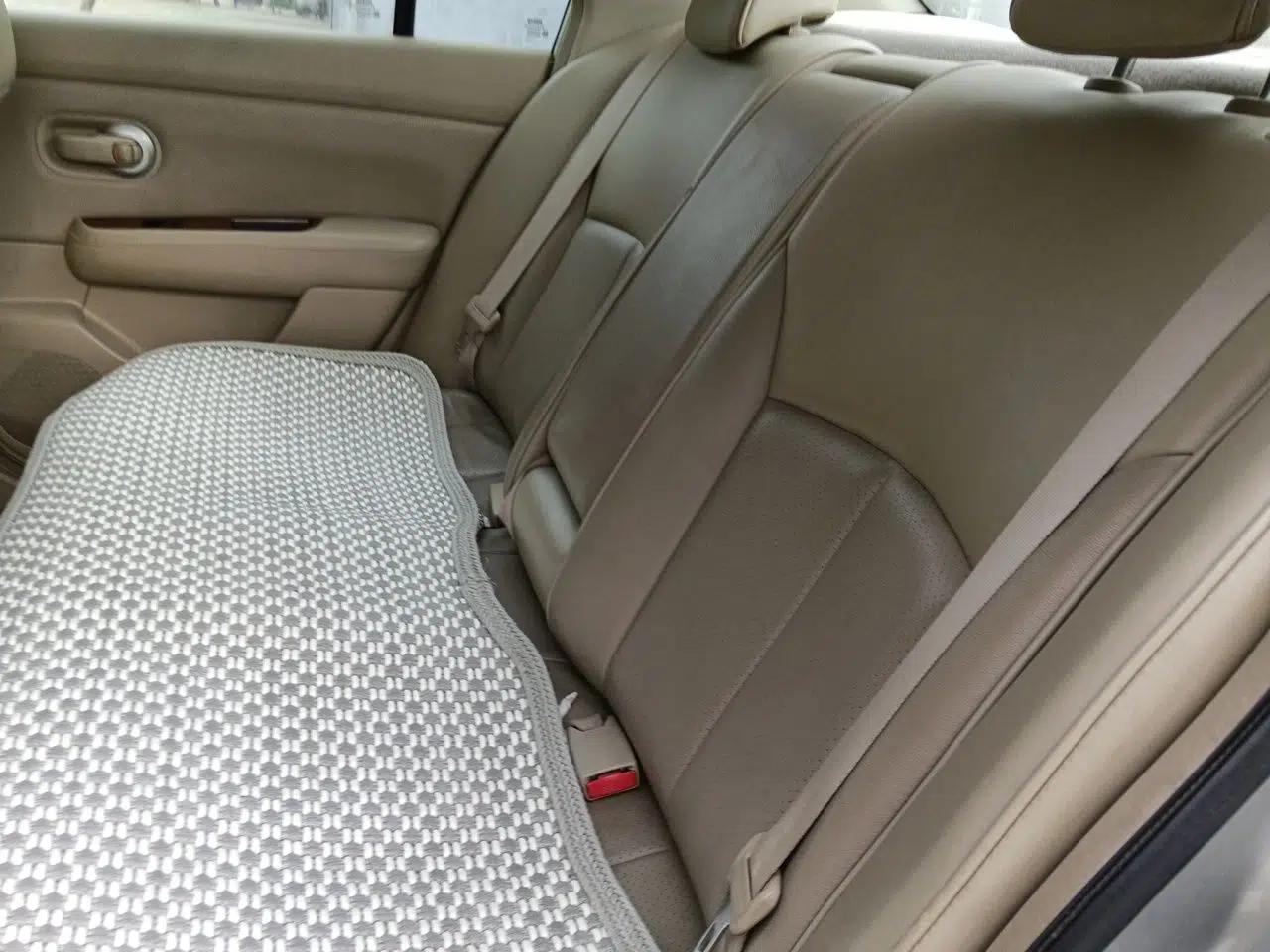 Nissan Tiida Sedan 2006 1.6JE AT — миниатюра 18
