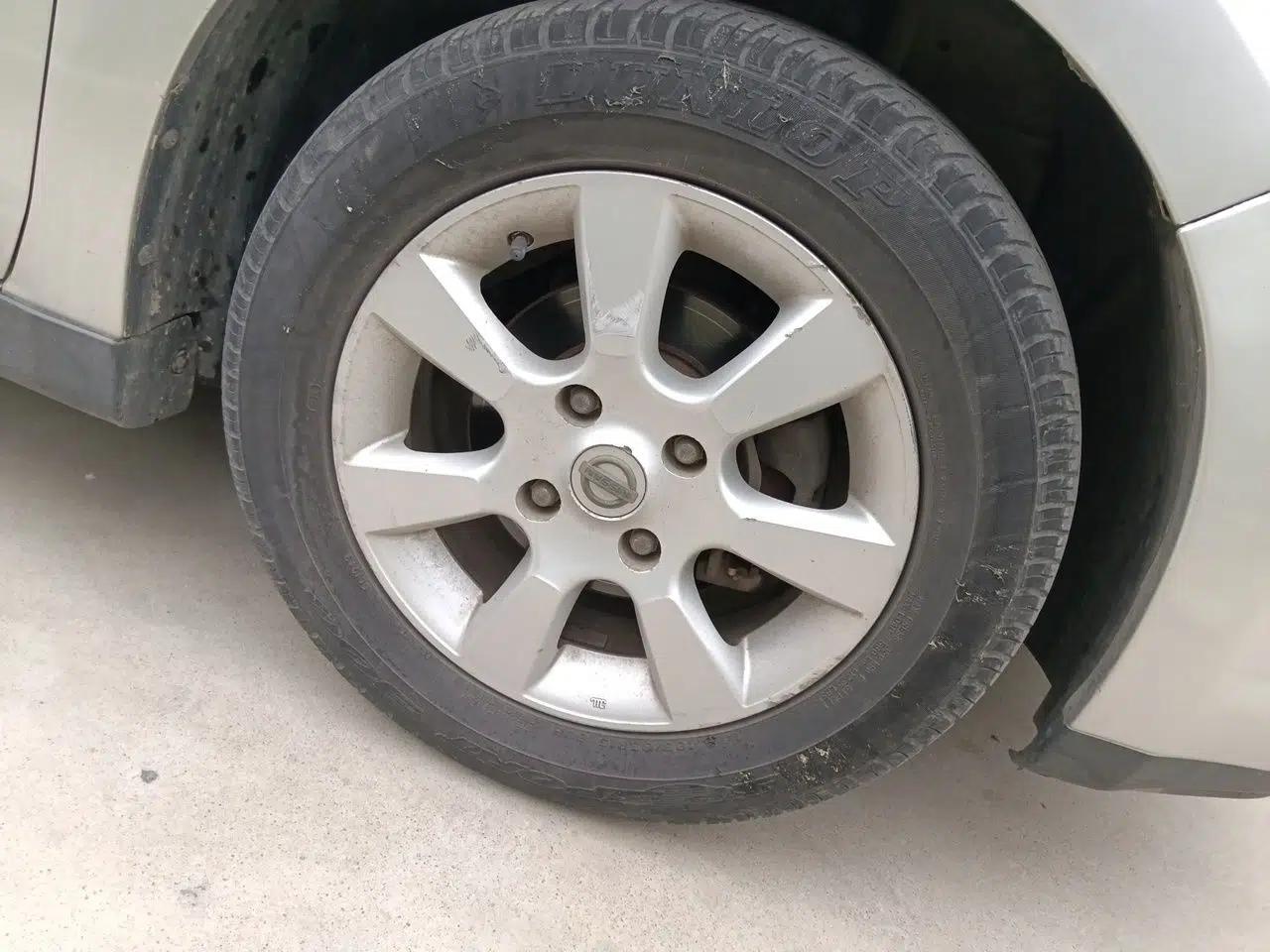 Nissan Tiida Sedan 2006 1.6JE AT — миниатюра 8