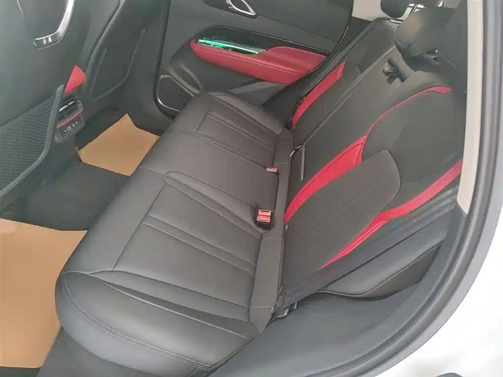 Hongqi HS3 2024 1.5T Goodness Edition — миниатюра 17
