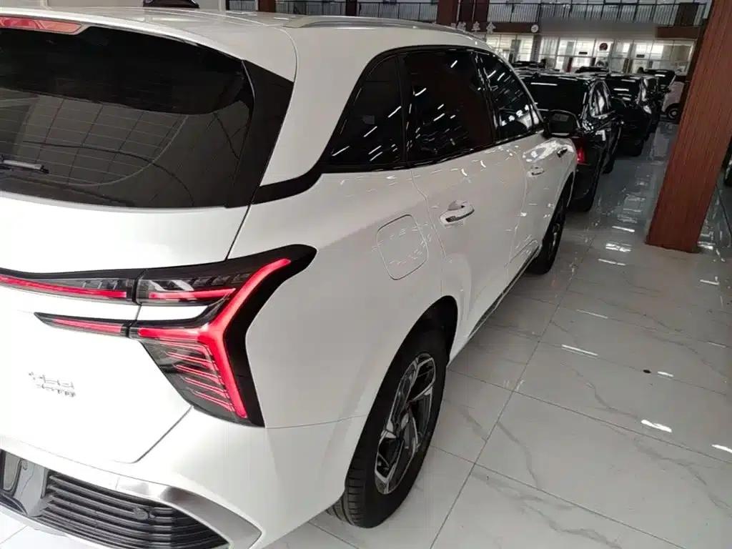 Hongqi HS3 2024 1.5T Goodness Edition — миниатюра 7