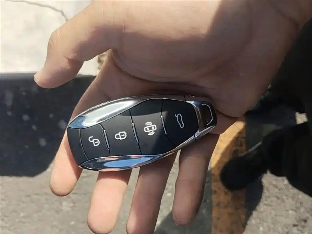 Hongqi HS3 2023 1.5T 2WD Goodness Edition — миниатюра 9