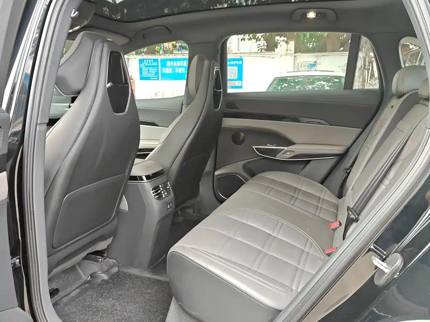 Hongqi Tiangong 08 2025 680 Ultra 4WD Edition — миниатюра 7