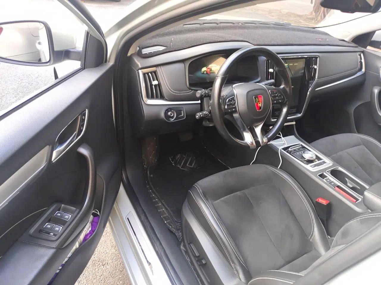 Roewe i6 New Energy 2017 45T Hybrid Connected Smart Edition — миниатюра 17